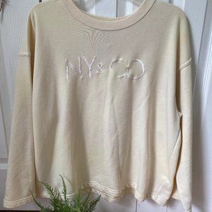 NY&CO Crew neck!!!
